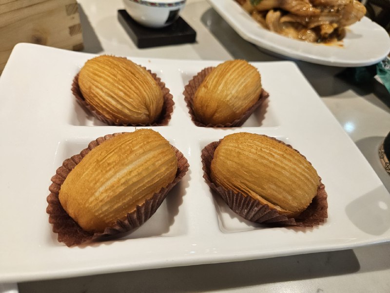 蘩楼两个人吃4人餐有点多了摇个深圳群友来😭蘩楼两个人吃4人餐有点多了摇个深圳群友来😭