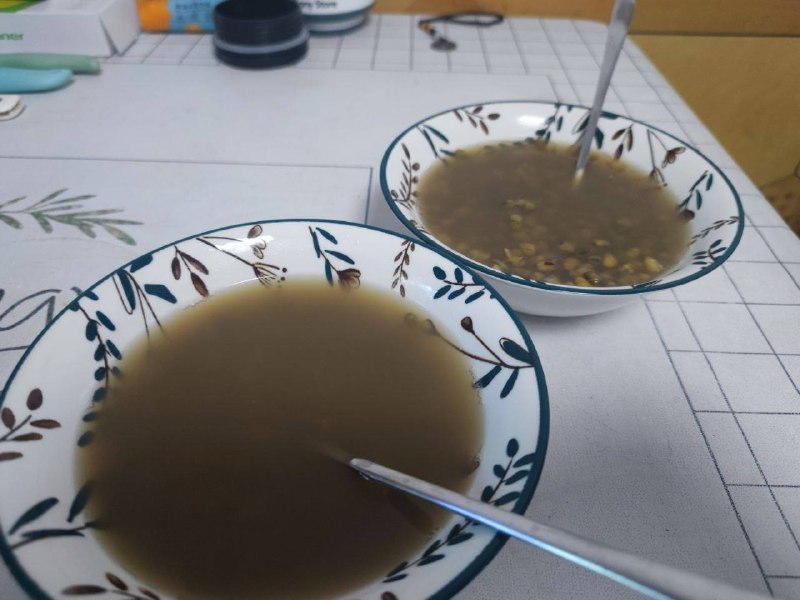 和熊熊的贴贴，美好五一结束了🥰和熊熊的贴贴，美好五一结束了🥰