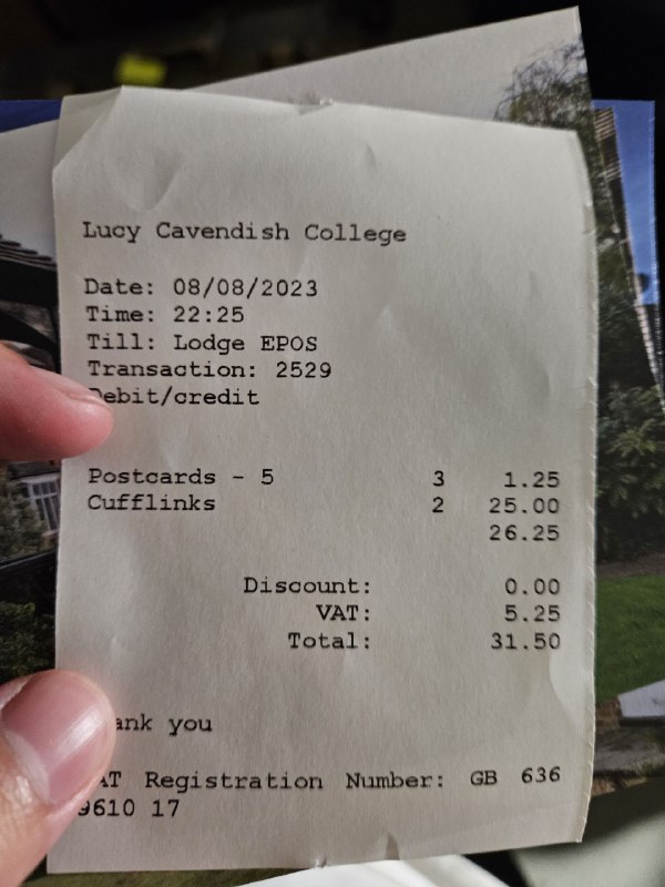 纪念品贵死，被英国佬抢钱了