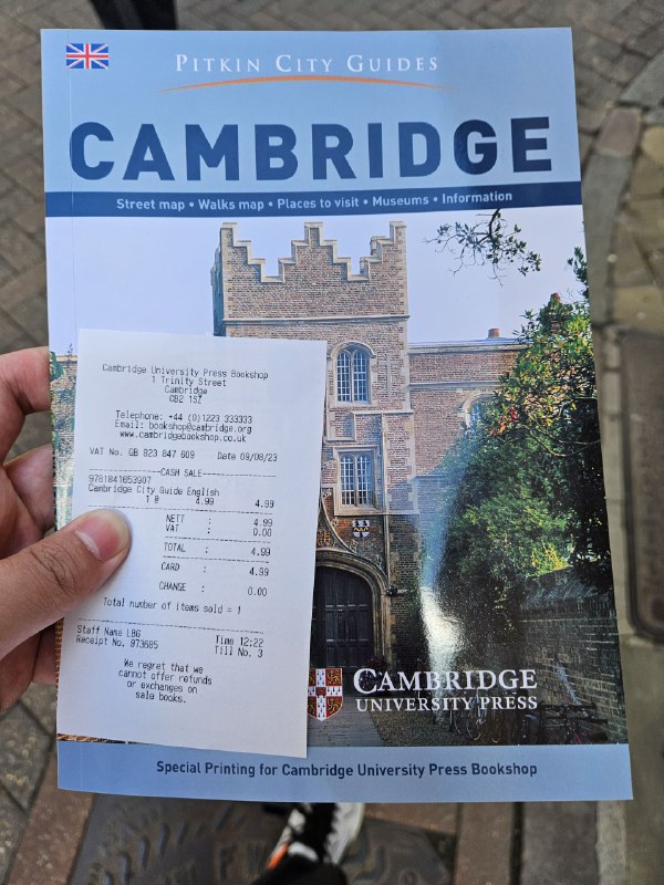 去了剑桥大学出版社的书店，买了本tourist guide