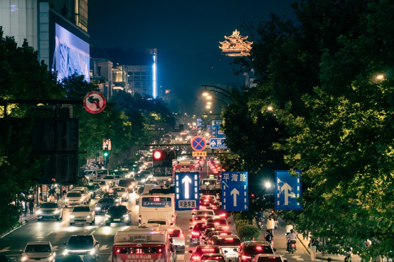 杭机位：凤起路人行天桥杭机位：凤起路人行天桥