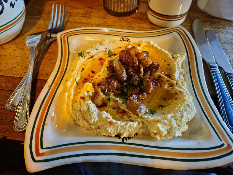 北非菜£19.9量很大，感觉晚上都不用吃了北非菜£19.9量很大，感觉晚上都不用吃了