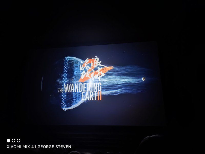 看完了作为一个国产片还不错完成度很高虽然跟原著已经一点关系也没有了