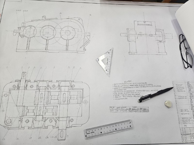 啥必课设😇啥必课设😇
