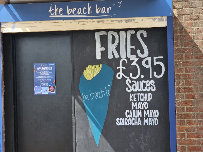 人生的意义就是去码头整点薯条人生的意义就是去码头整点薯条