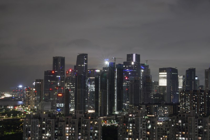 和昨天的同一机位56mm F13附上原片，知道为啥要后期了吧#光与影和昨天的同一机位56mm F13附上原片，知道为啥要后期了吧#光与影