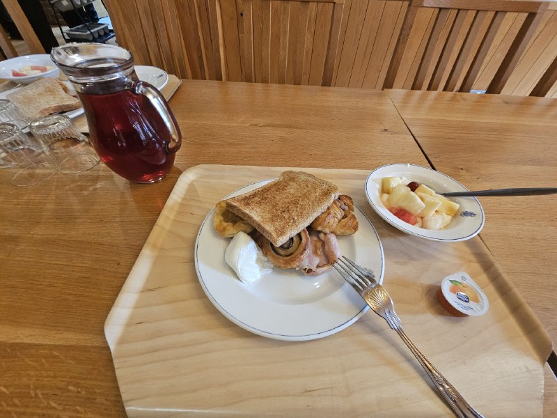 在剑桥的早餐/中餐/晚餐评价是寄只能炫面包和苹果在剑桥的早餐/中餐/晚餐评价是寄只能炫面包和苹果