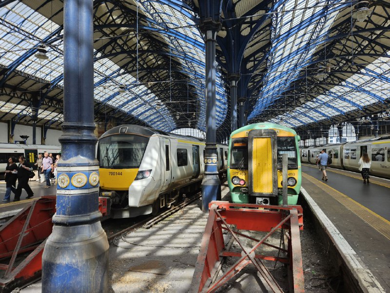 终点站 Brighton换乘Southern Railway终点站 Brighton换乘Southern Railway