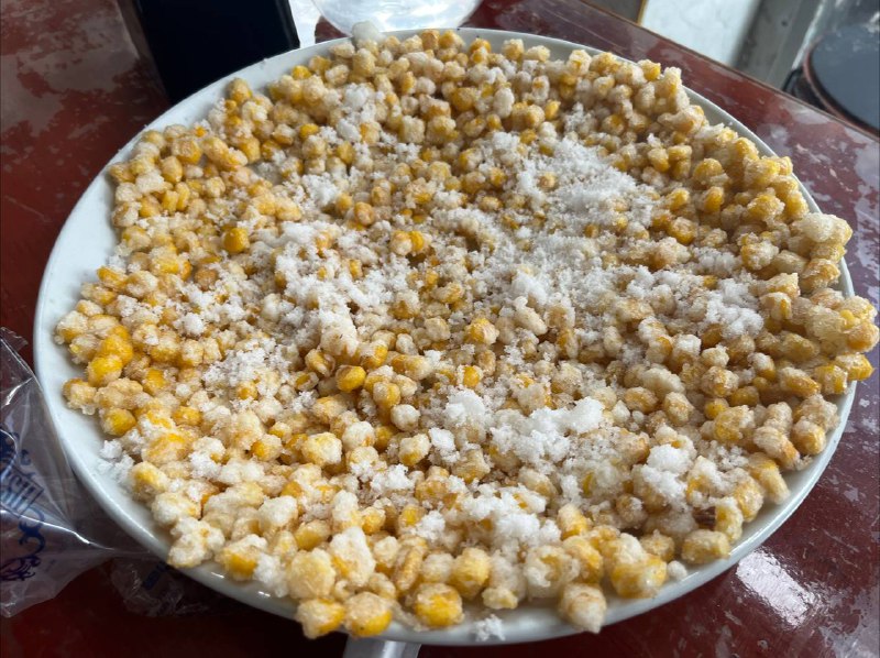 #Steven今天吃什么 中午吃的还是上次吃的东北菜馆小鸡炖蘑菇 藕夹 玉米烙iPhone拍出来的效果不是很好这次备注了少油少盐非常香，量太多了最后没吃完很可惜#Steven今天吃什么 中午吃的还是上次吃的东北菜馆小鸡炖蘑菇 藕夹 玉米烙iPhone拍出来的效果不是很好这次备注了少油少盐非常香，量太多了最后没吃完很可惜