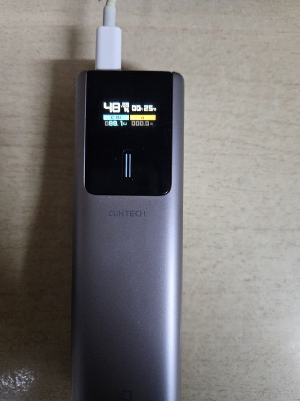 以及闪极100W pd快充头充酷态科10号实测可以跑到88W