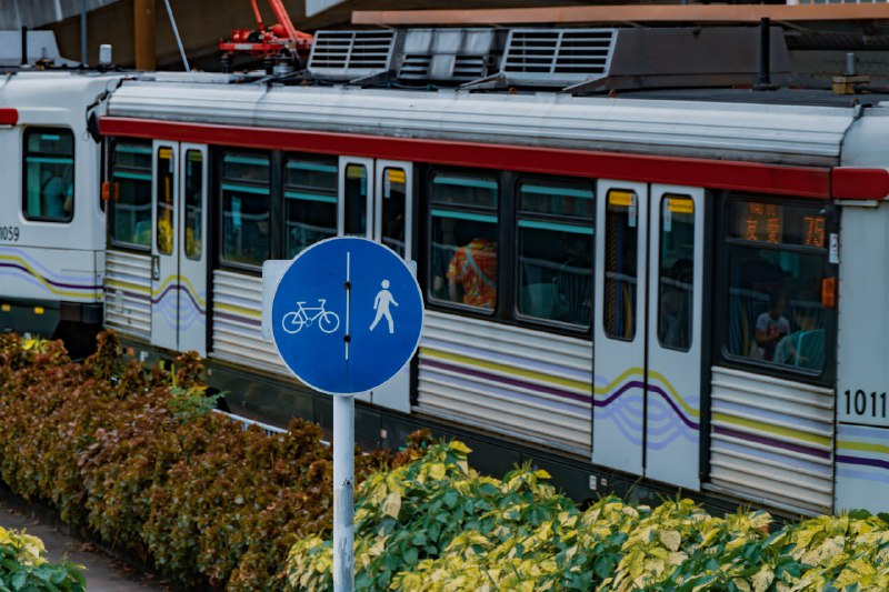 屯门·元朗轻铁太容易出片了随便找个车站/天桥都是很好的机位屯门·元朗轻铁太容易出片了随便找个车站/天桥都是很好的机位