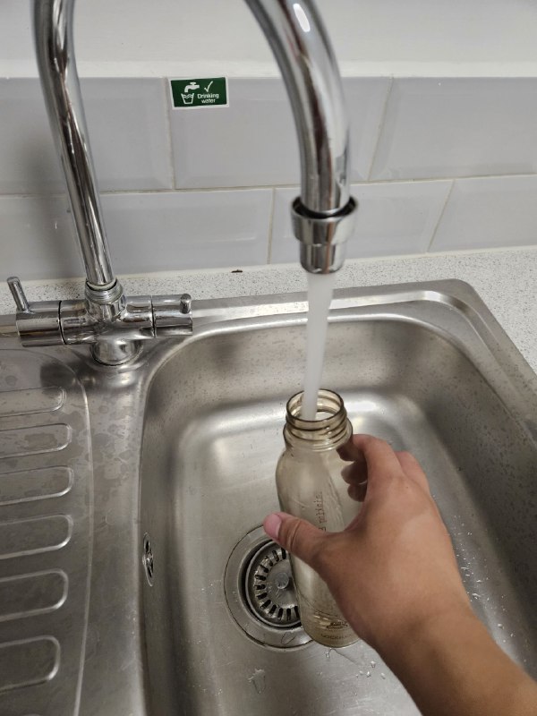喝自来水（