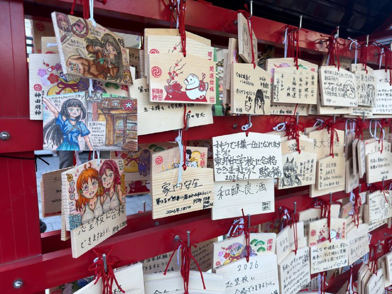 神田明神，买了几个IT御守送工友好热闹呀神田明神，买了几个IT御守送工友好热闹呀